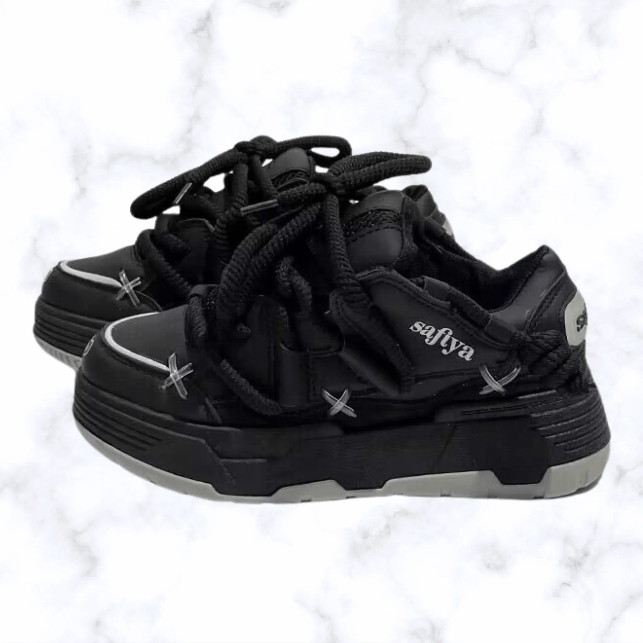 Women's Breathable Lace-Up Leather Mesh Sneakers – Comfortable Outdoor Athletic Shoes