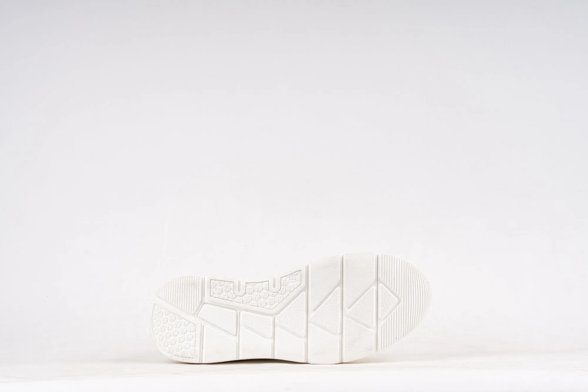 ZEUS | WHITE / RED / BLACK | MEN